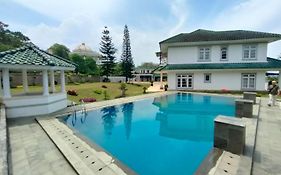 Villa Puncak Resort Gunung Agung